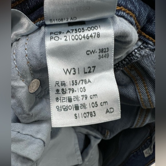 Levis Ribcage Straight Ankle Jeans - Picture 5 of 9